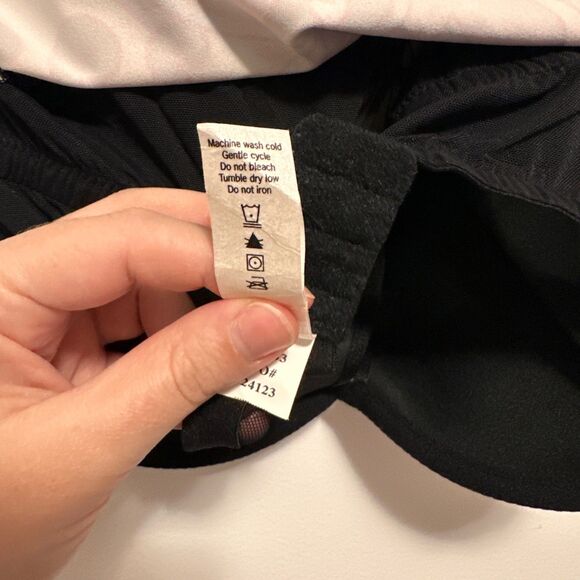 ATHLETA Tear Away B 4 U Play Paisley Underwire Bra Cup Tank Top Swim 36C Tankini - Picture 8 of 9